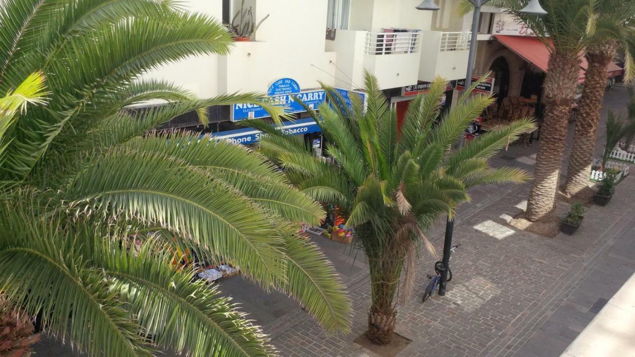 Los Cristianos Beach Apartments Bagian luar foto